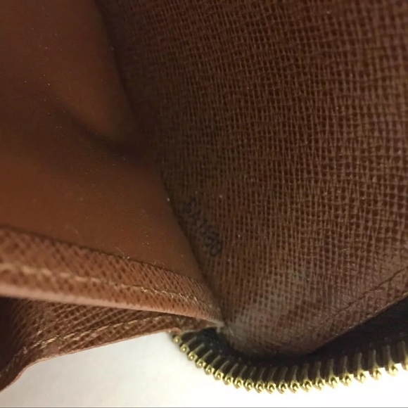 Louis Vuitton Zippy Wallet - Picture 5 of 8